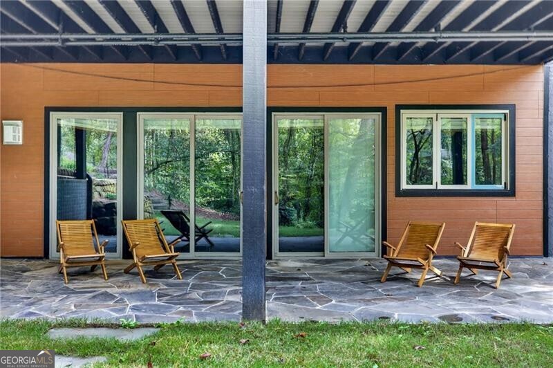585 Amberidge Trail Atlanta GA 30328
