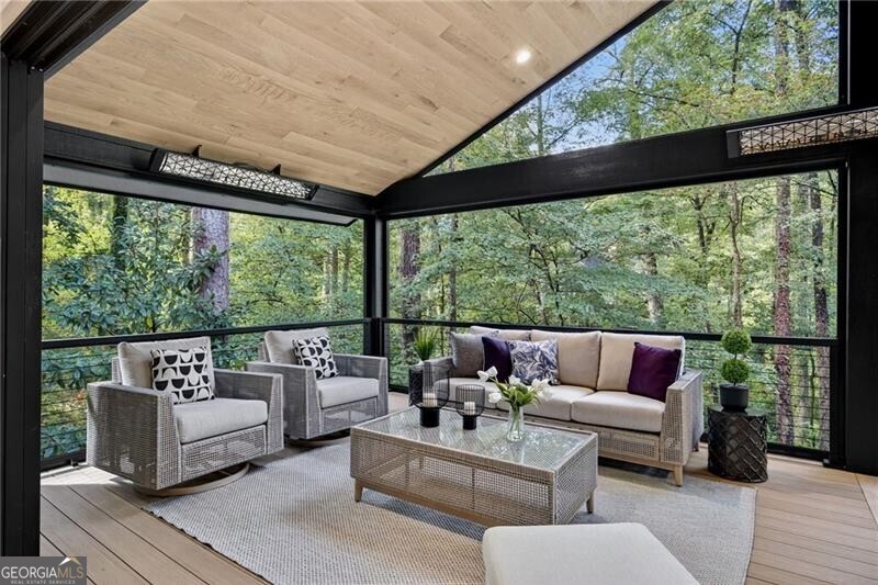 585 Amberidge Trail Atlanta GA 30328