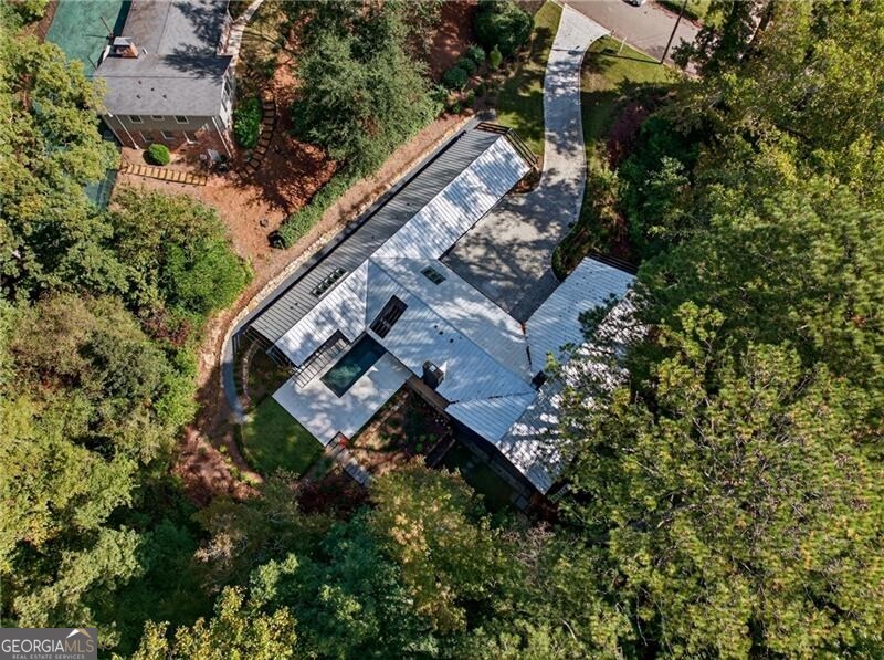 585 Amberidge Trail Atlanta GA 30328