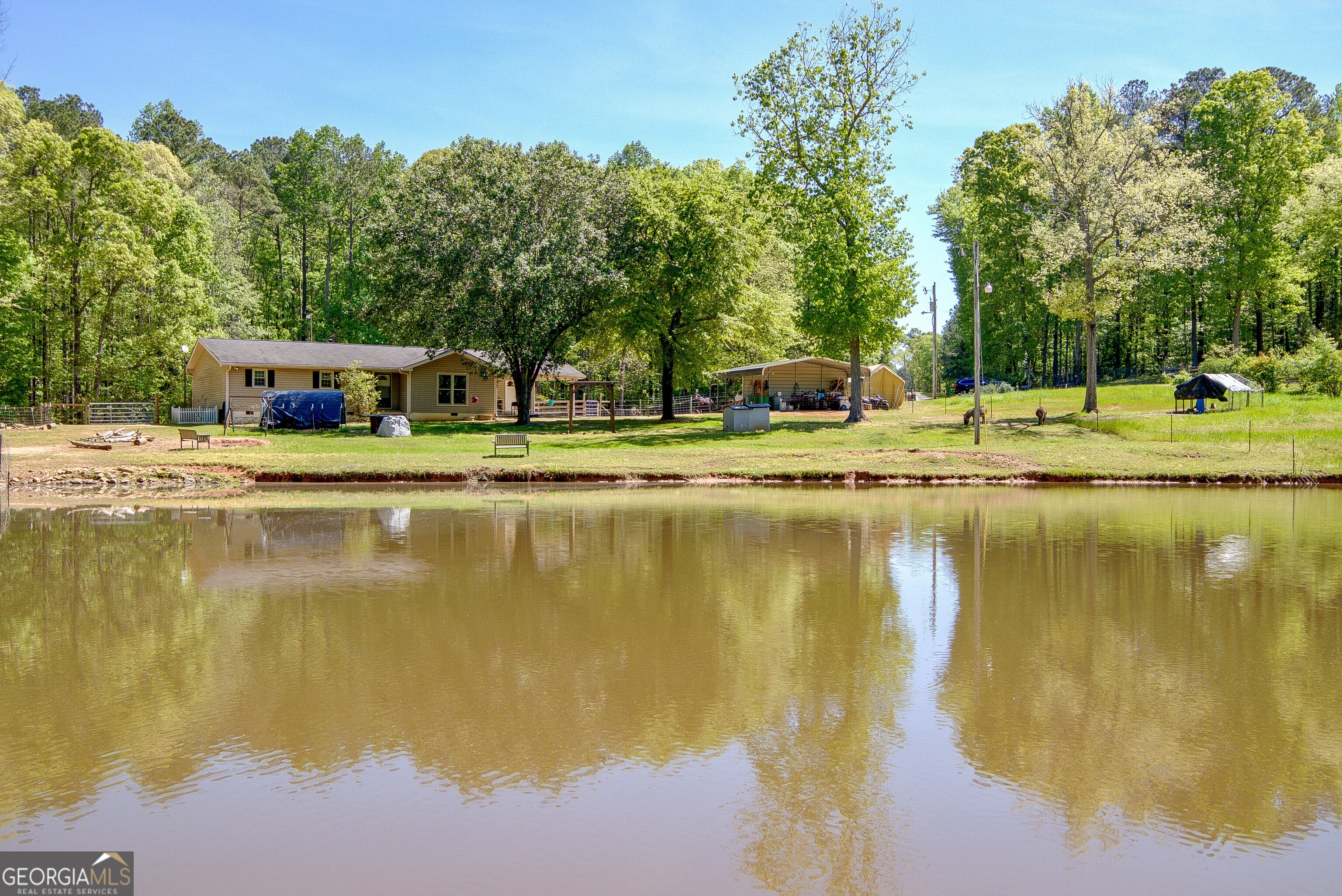 404 Tranquil Cemetary Road Senoia GA 30276