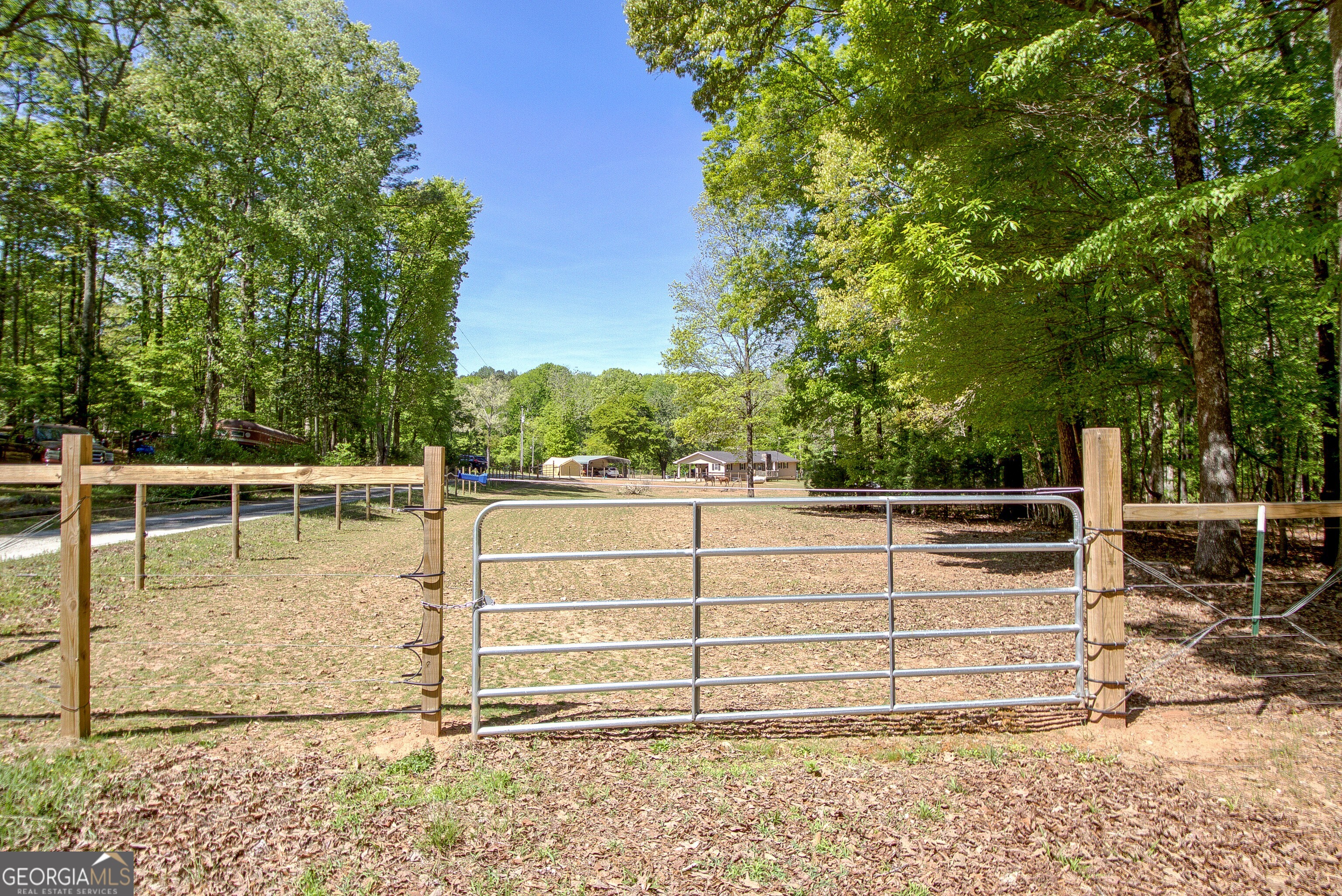 404 Tranquil Cemetary Road Senoia GA 30276