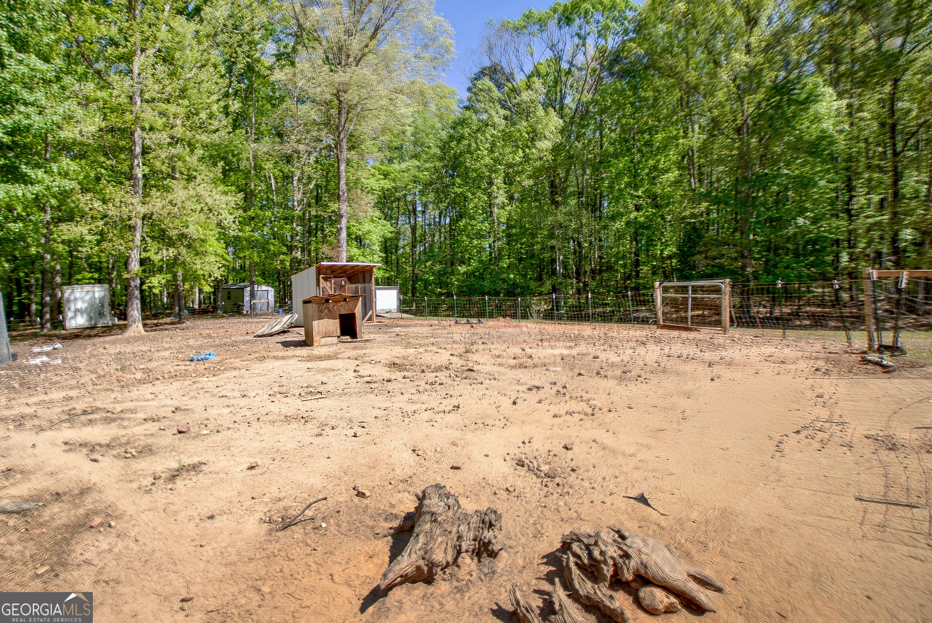 404 Tranquil Cemetary Road Senoia GA 30276
