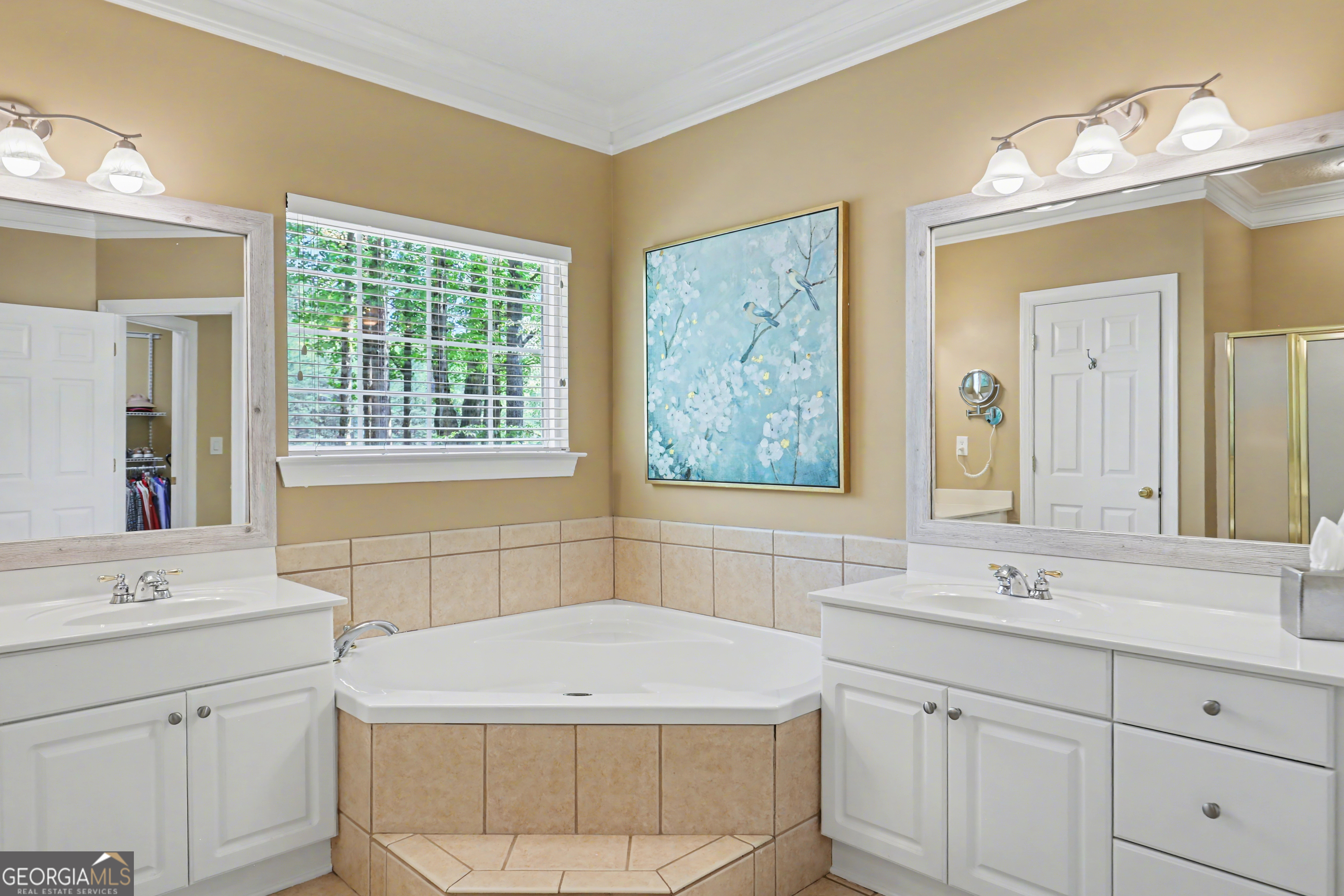 146 Gleneagle Court Clayton GA 30525