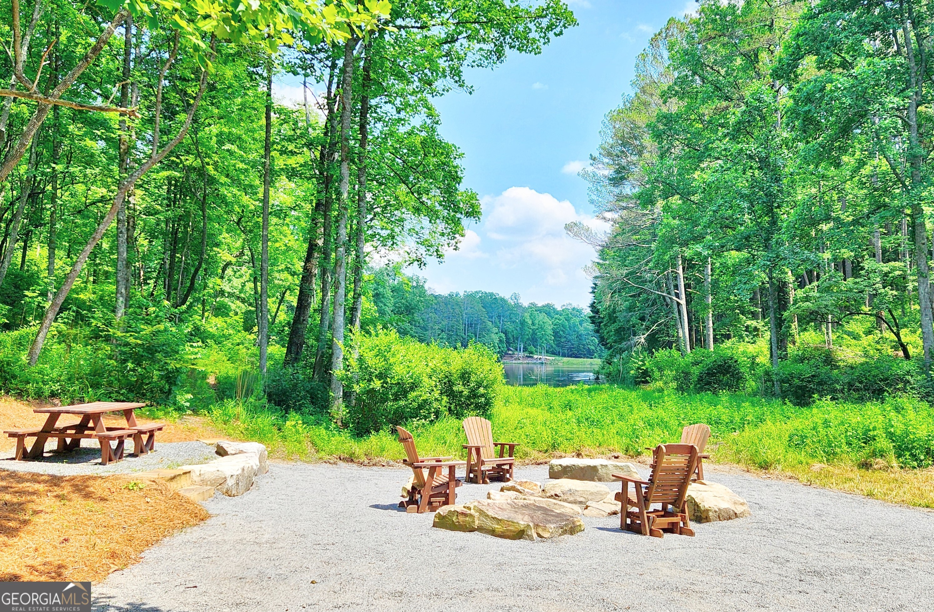 185 Sundown Trail Ellijay GA 30540