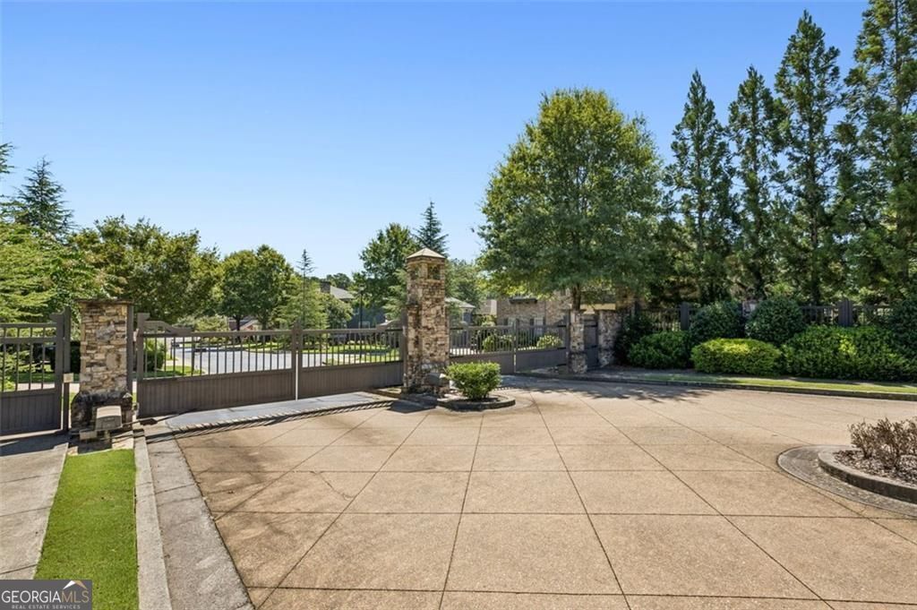 1070 Stonegrove Lane Roswell GA 30075