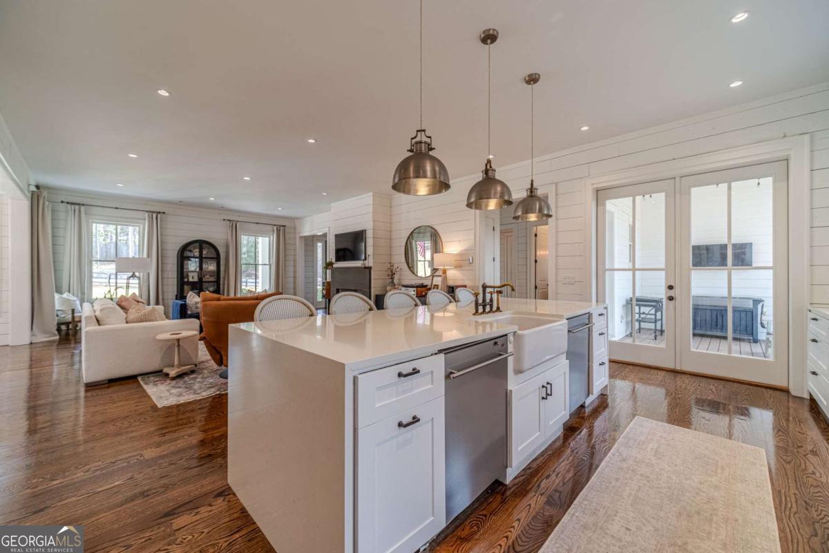220 Audreys Way Suwanee GA 30024