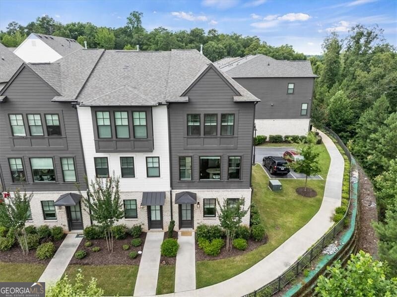 6579 Beacon Drive Atlanta GA 30328