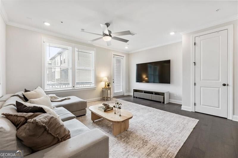 6579 Beacon Drive Atlanta GA 30328