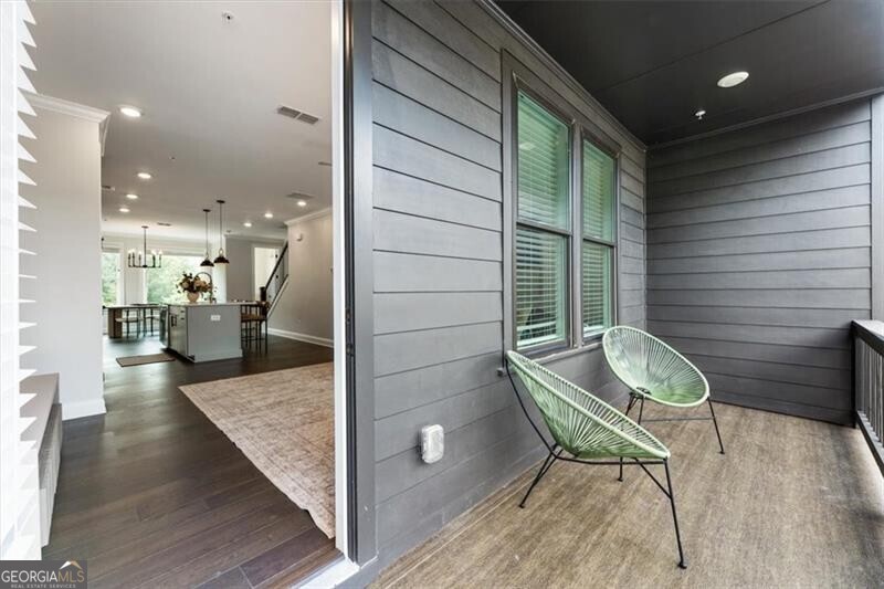 6579 Beacon Drive Atlanta GA 30328