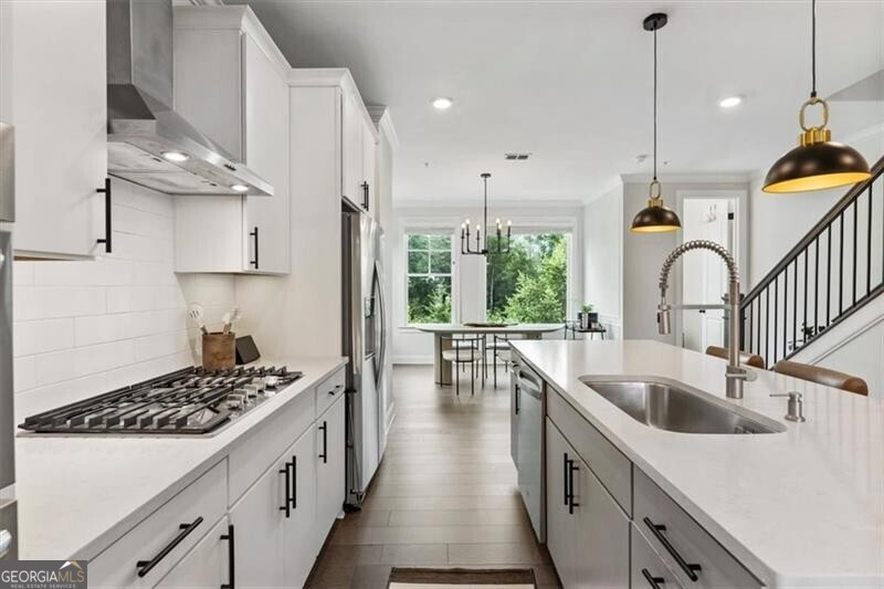 6579 Beacon Drive Atlanta GA 30328