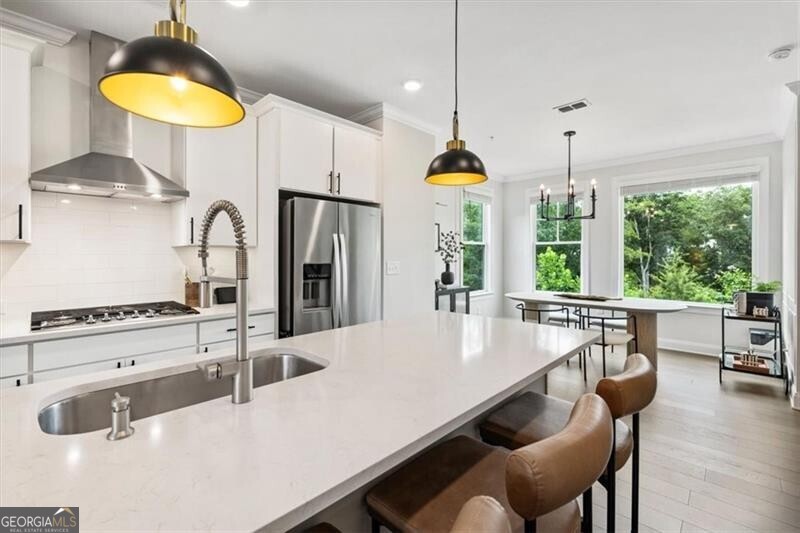 6579 Beacon Drive Atlanta GA 30328