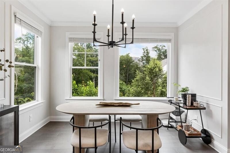 6579 Beacon Drive Atlanta GA 30328
