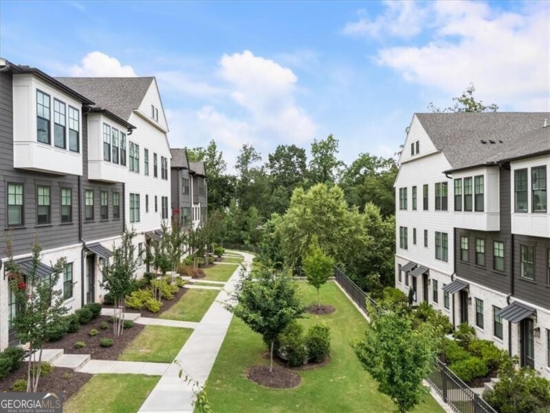 6579 Beacon Drive Atlanta GA 30328