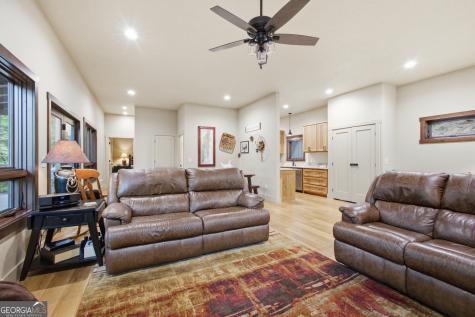 3014 Oakey Mountain Road Clarkesville GA 30523