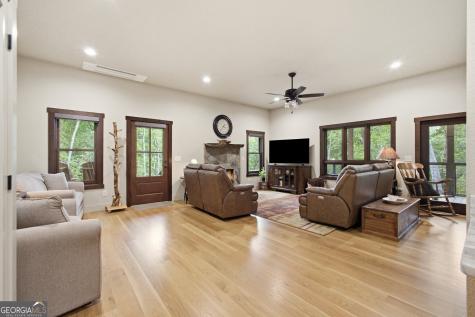 3014 Oakey Mountain Road Clarkesville GA 30523