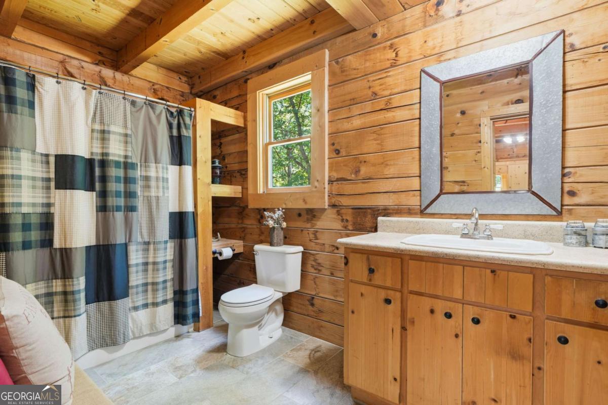 74 Farr Circle NE Rydal GA 30171
