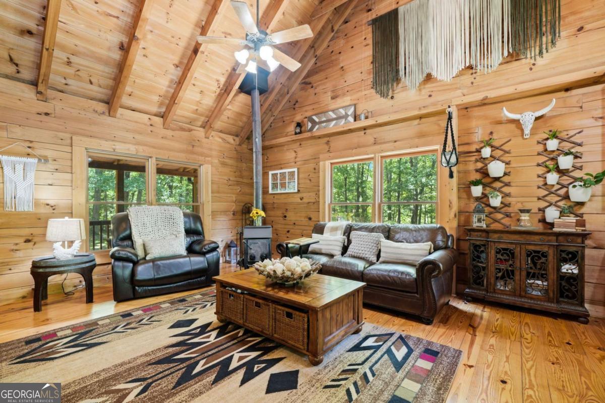 74 Farr Circle NE Rydal GA 30171
