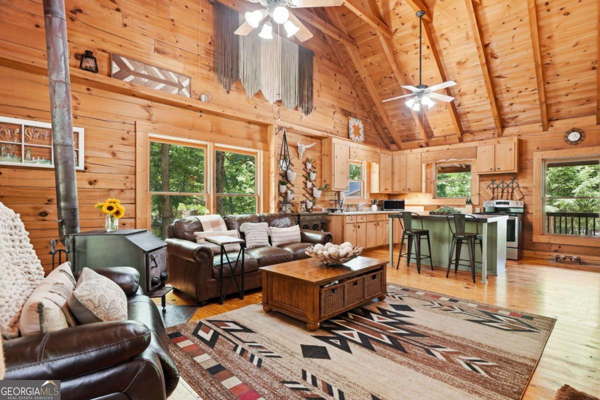 74 Farr Circle NE Rydal GA 30171