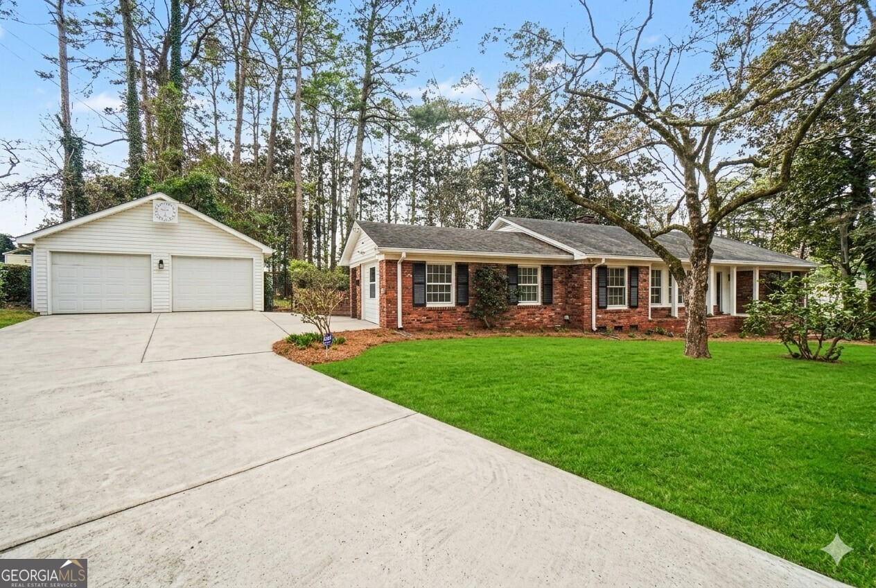 2360 Young Drive College Park GA 30337