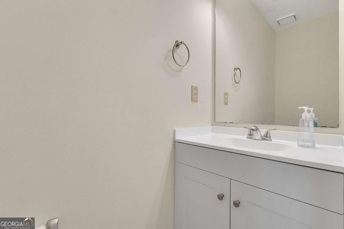 20 Tipperary Trail Sharpsburg GA 30277