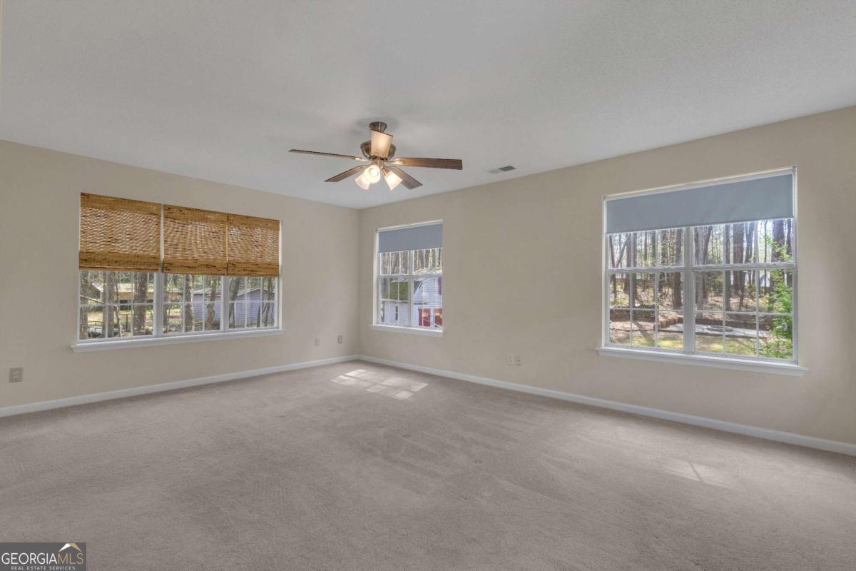 20 Tipperary Trail Sharpsburg GA 30277