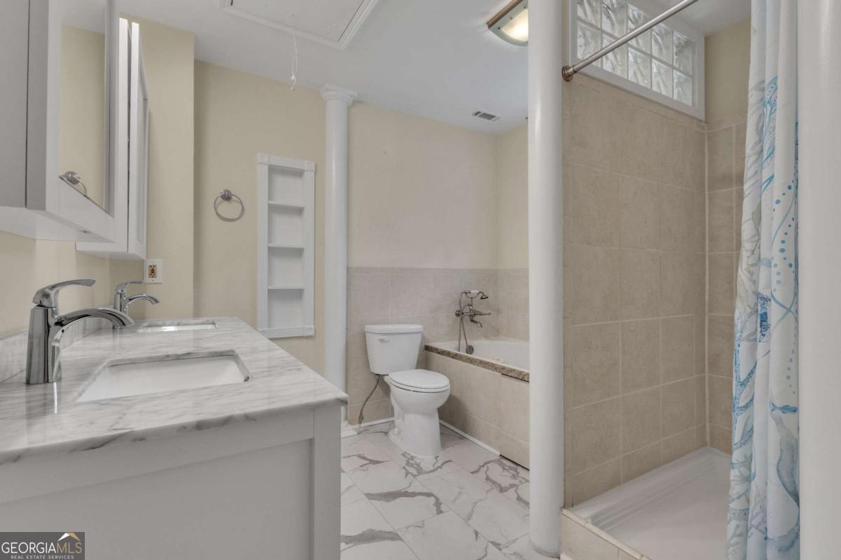 20 Tipperary Trail Sharpsburg GA 30277