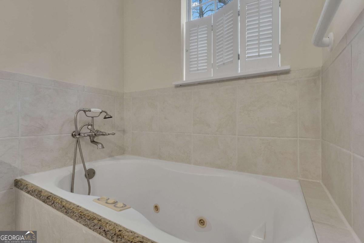 20 Tipperary Trail Sharpsburg GA 30277