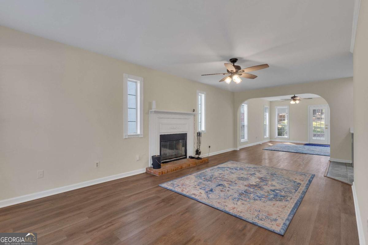 20 Tipperary Trail Sharpsburg GA 30277