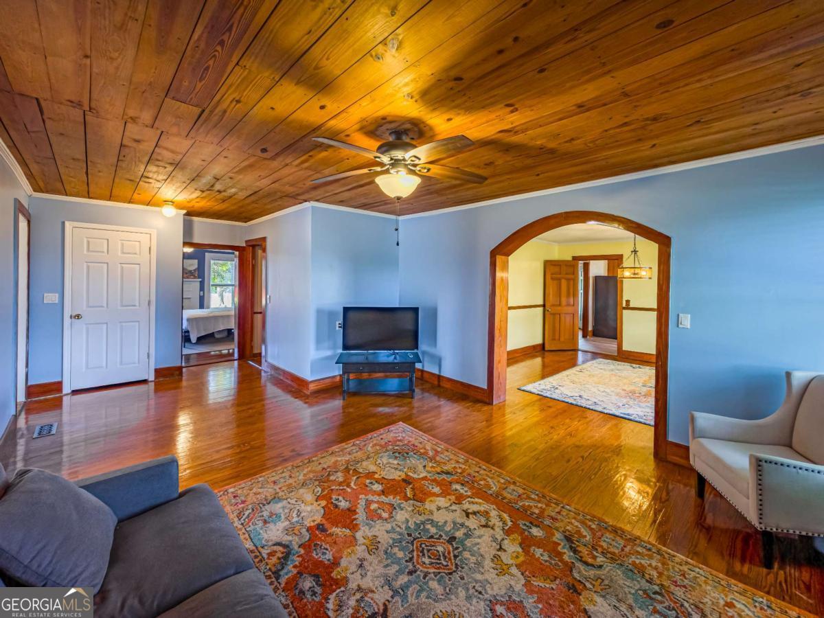 1975 Russell Smith Road Sycamore GA 31790