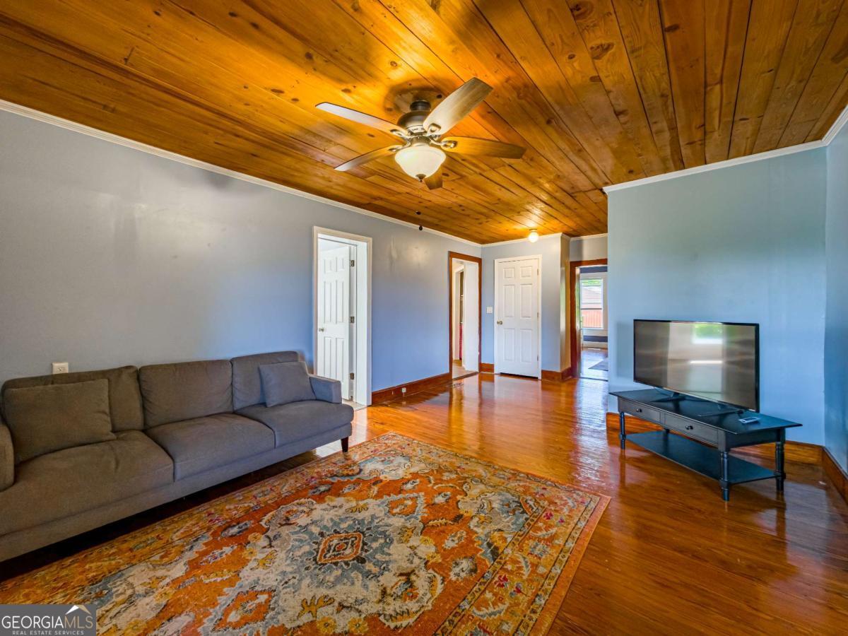 1975 Russell Smith Road Sycamore GA 31790