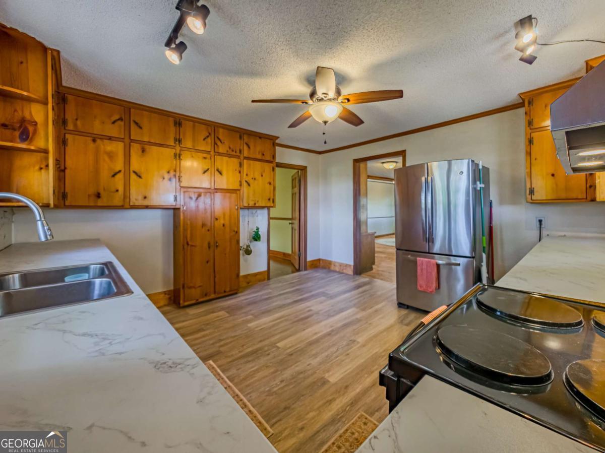1975 Russell Smith Road Sycamore GA 31790