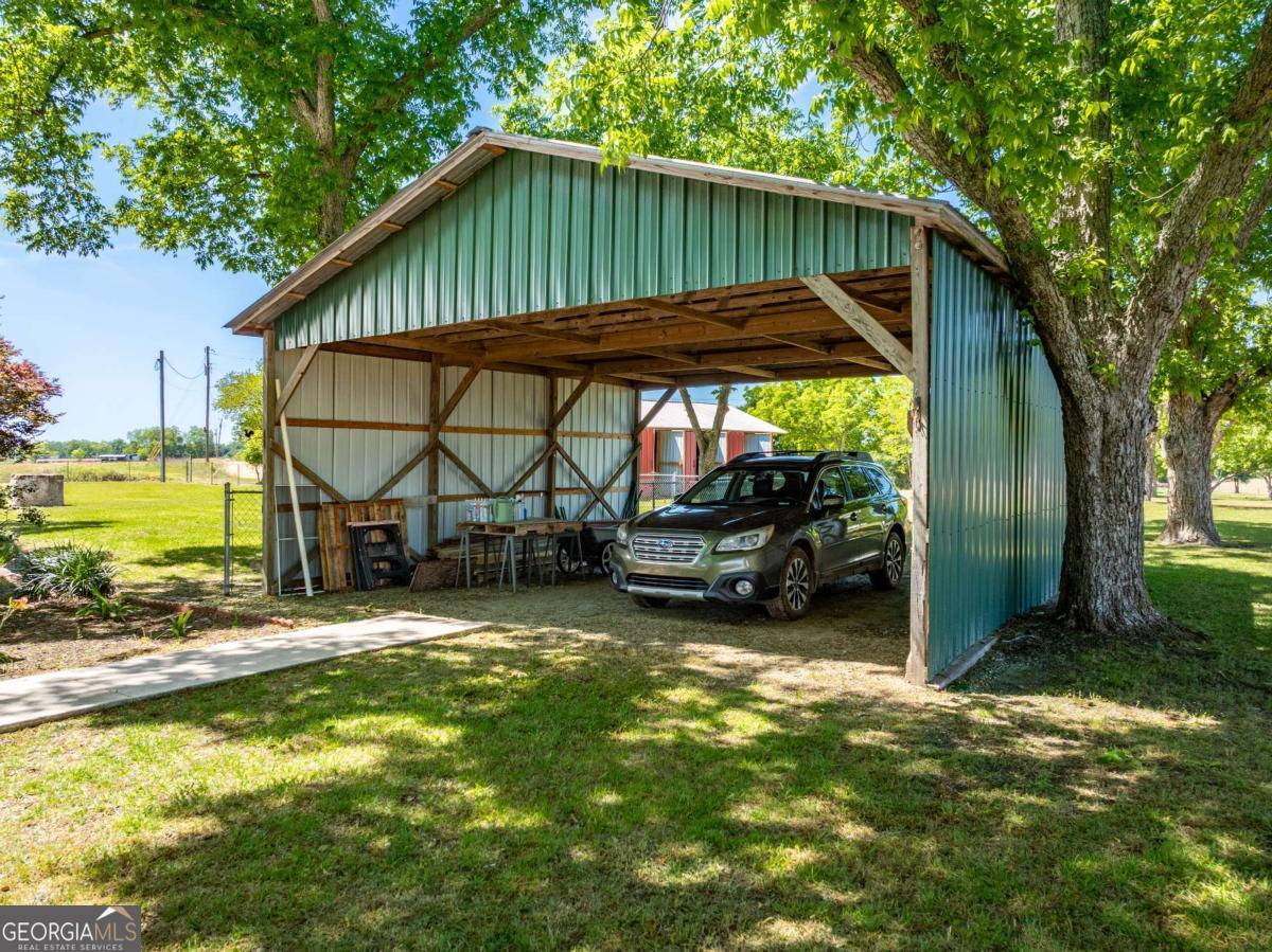 1975 Russell Smith Road Sycamore GA 31790