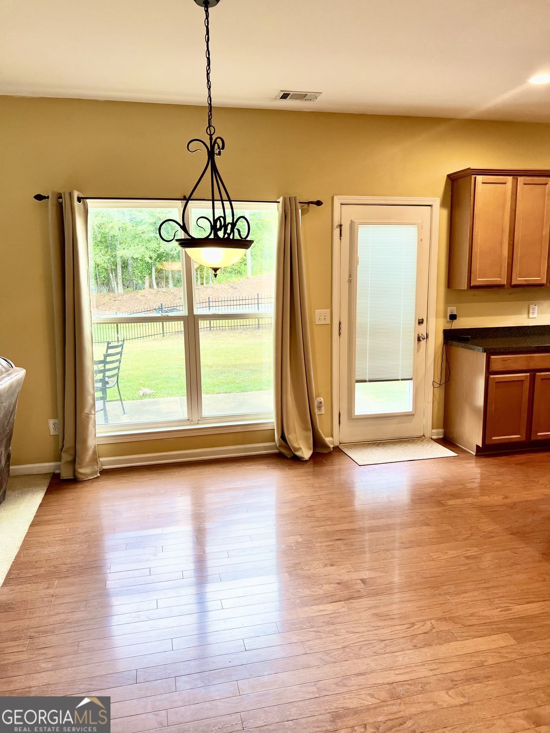1116 Silverbrooke Drive Powder Springs GA 30127