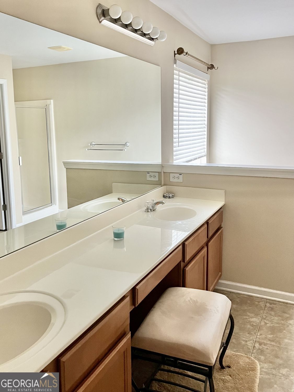 1116 Silverbrooke Drive Powder Springs GA 30127
