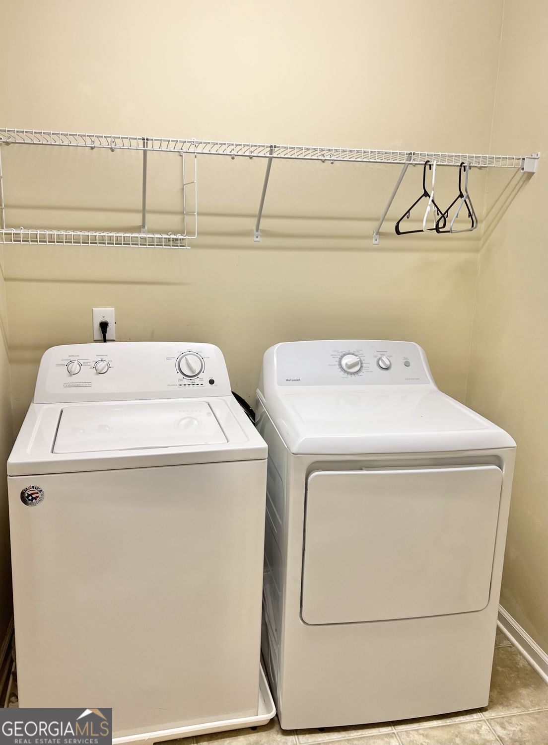 1116 Silverbrooke Drive Powder Springs GA 30127
