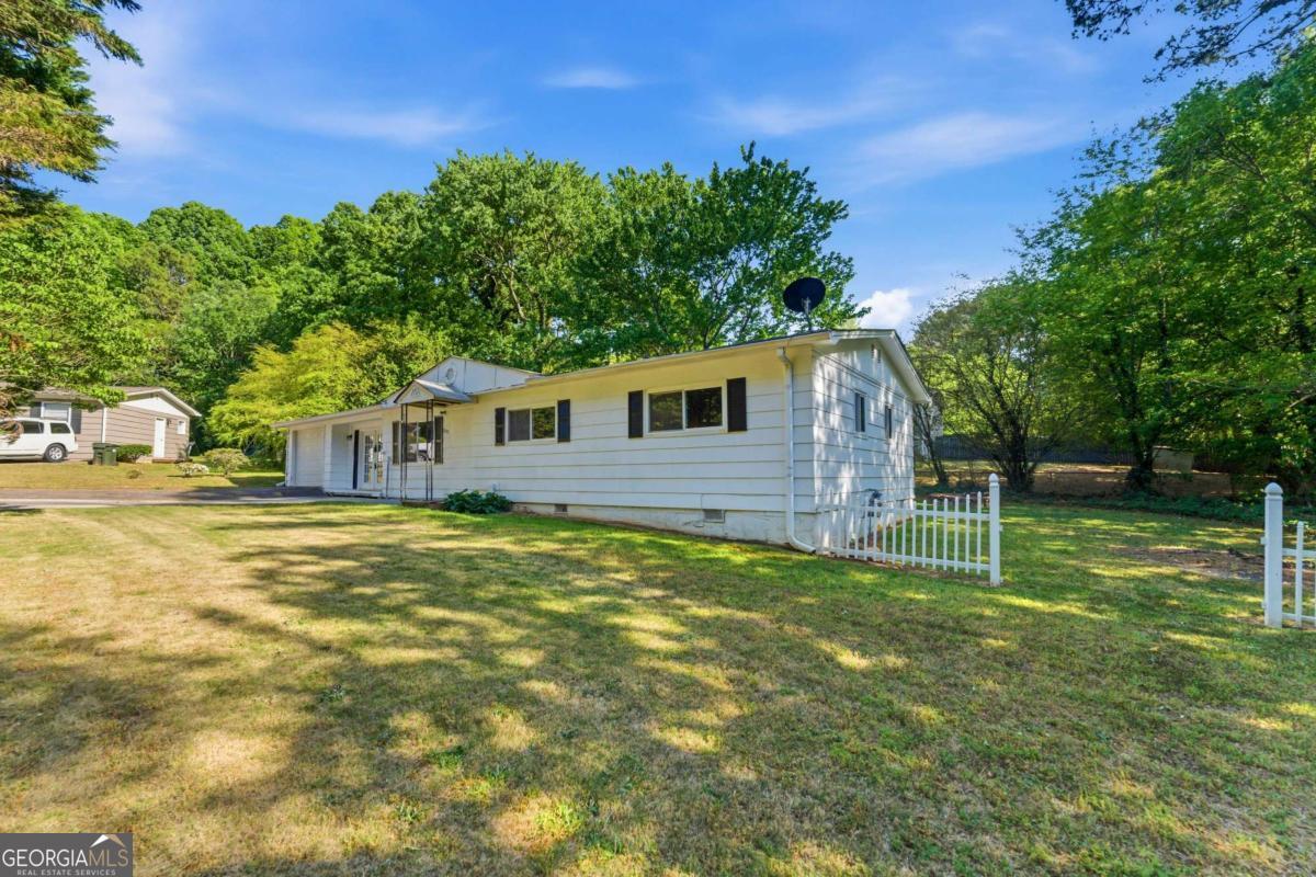 1303 Cottonwood Court NW Kennesaw GA 30152