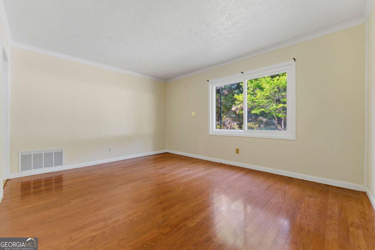 1303 Cottonwood Court NW Kennesaw GA 30152