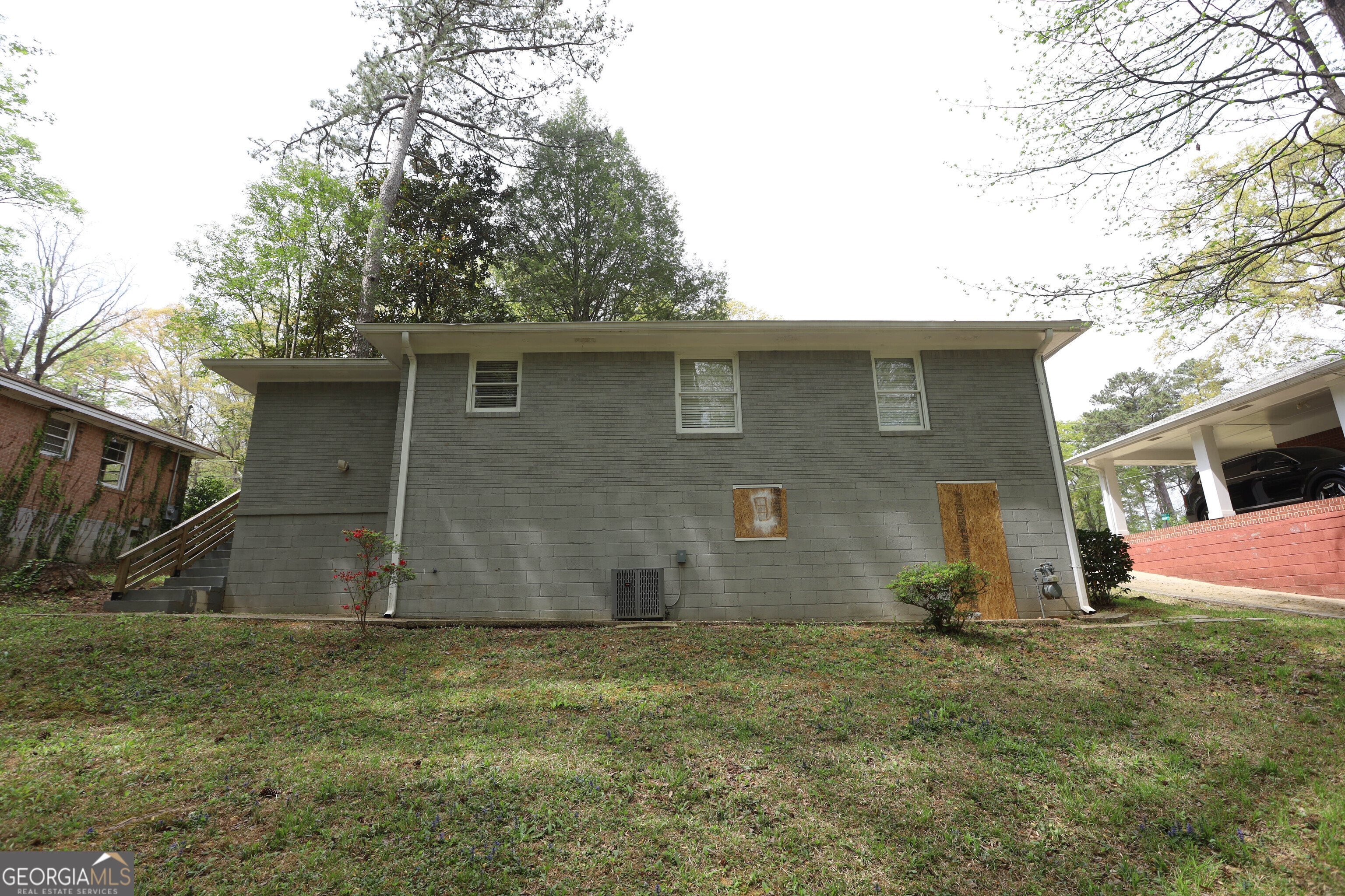 2364 Farley Street East Point GA 30344