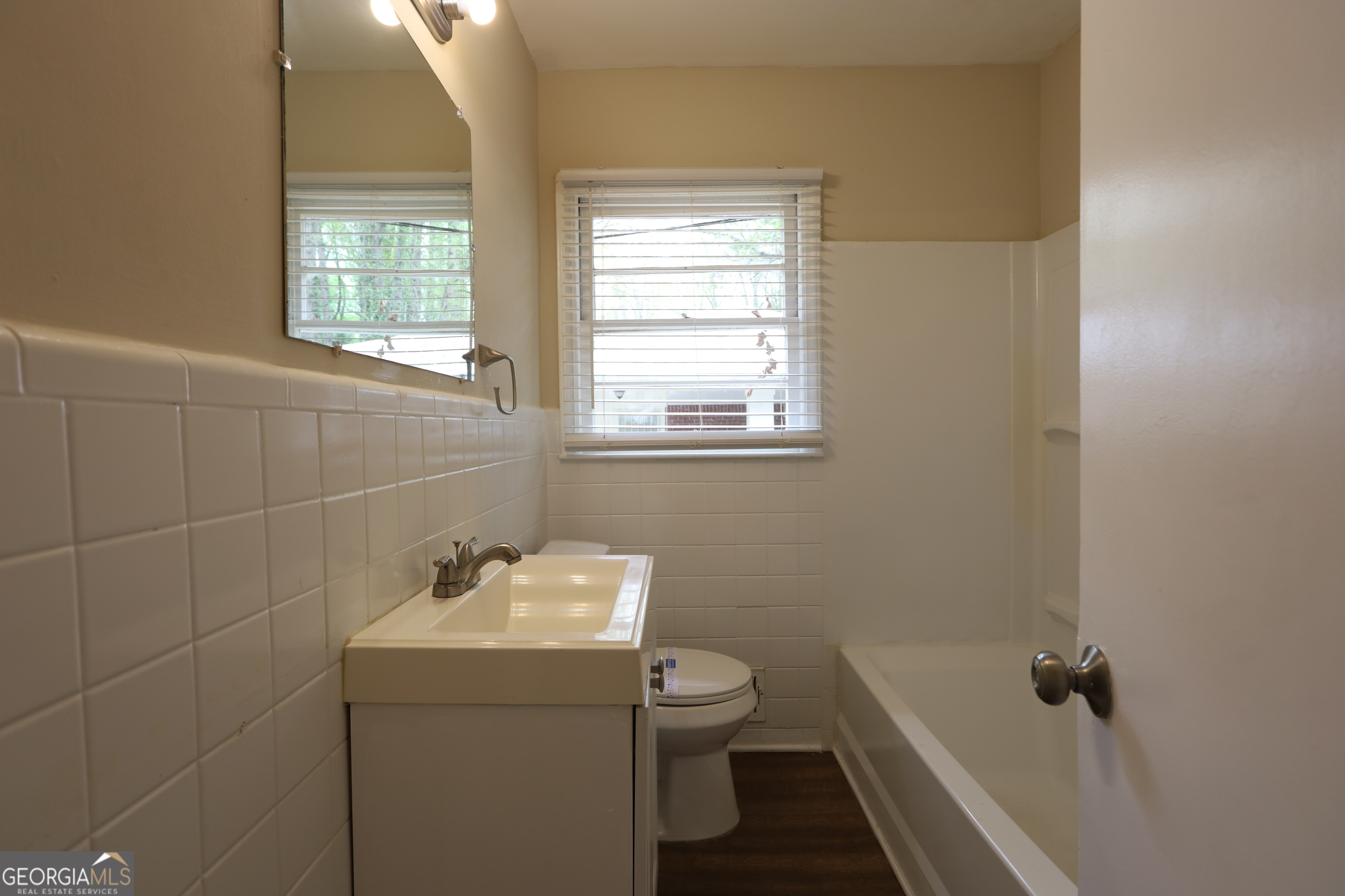 2364 Farley Street East Point GA 30344