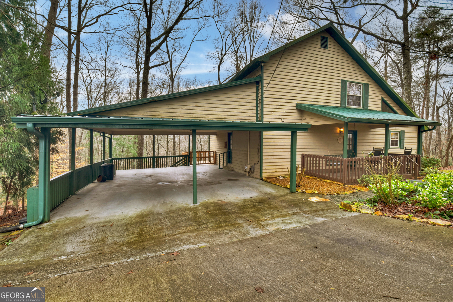 95 N Crestview Drive Ellijay GA 30540