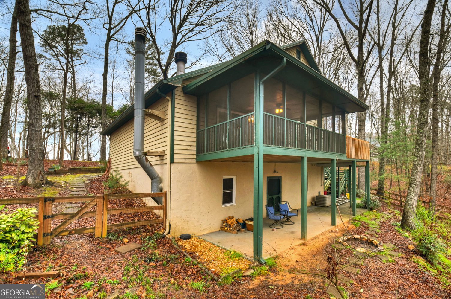 95 N Crestview Drive Ellijay GA 30540
