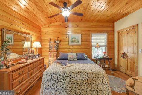 18 Shelter Cove Road Cleveland GA 30528