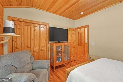 18 Shelter Cove Road Cleveland GA 30528