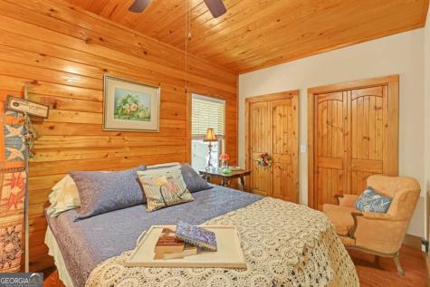 18 Shelter Cove Road Cleveland GA 30528