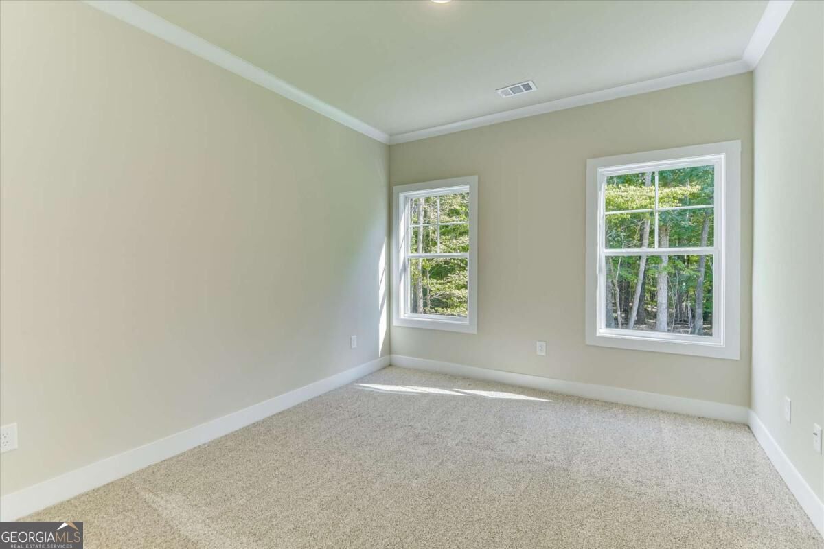 1021 Pointe S Tignall GA 30668
