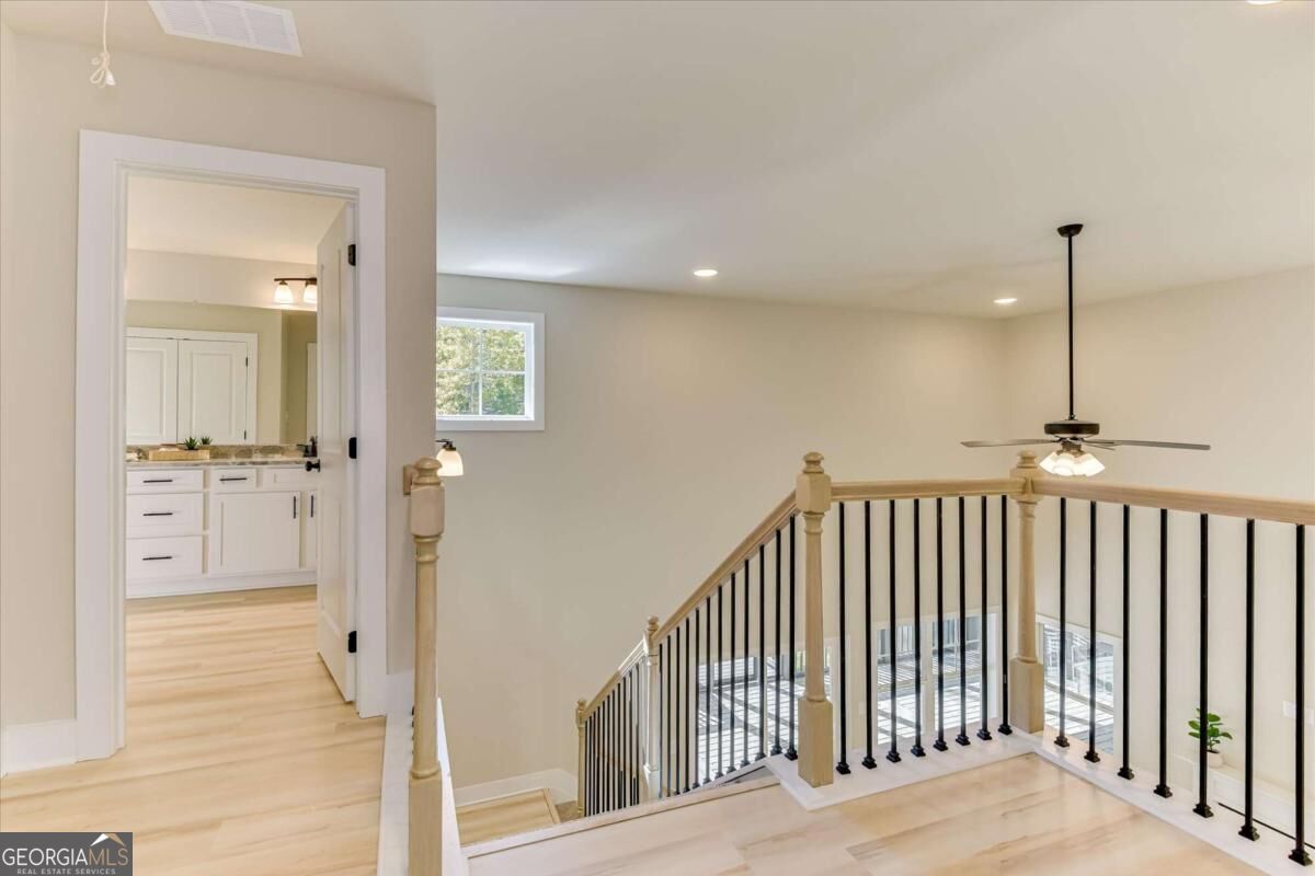 1021 Pointe S Tignall GA 30668