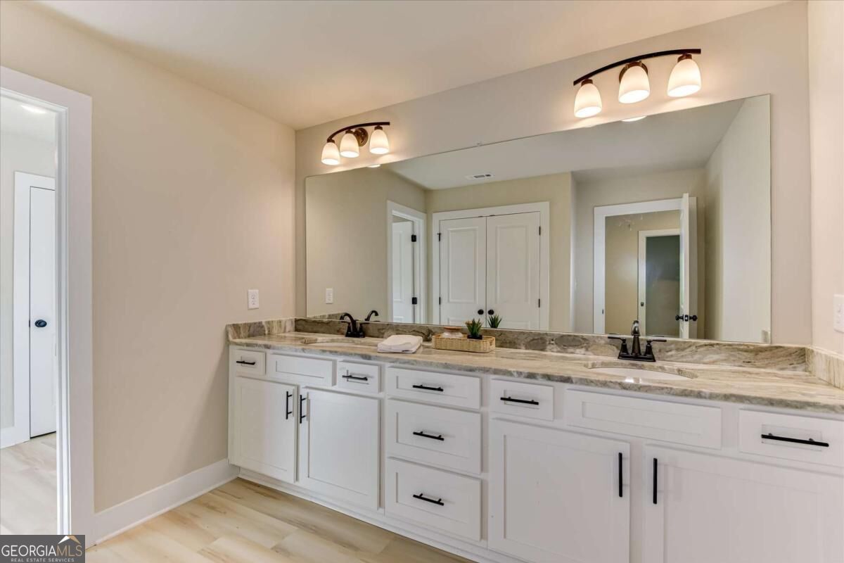1021 Pointe S Tignall GA 30668