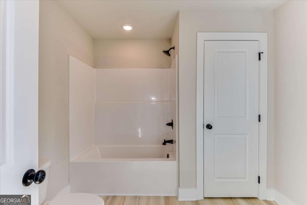 1021 Pointe S Tignall GA 30668