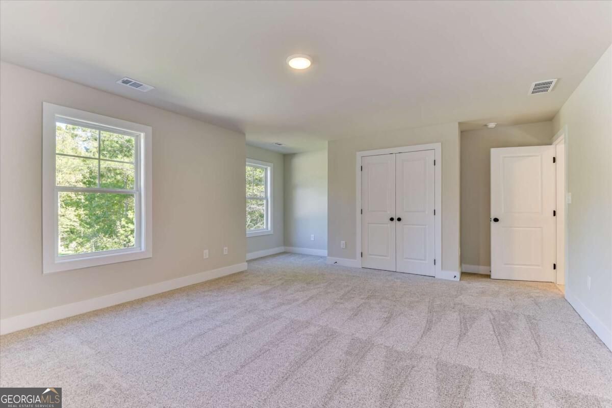 1021 Pointe S Tignall GA 30668