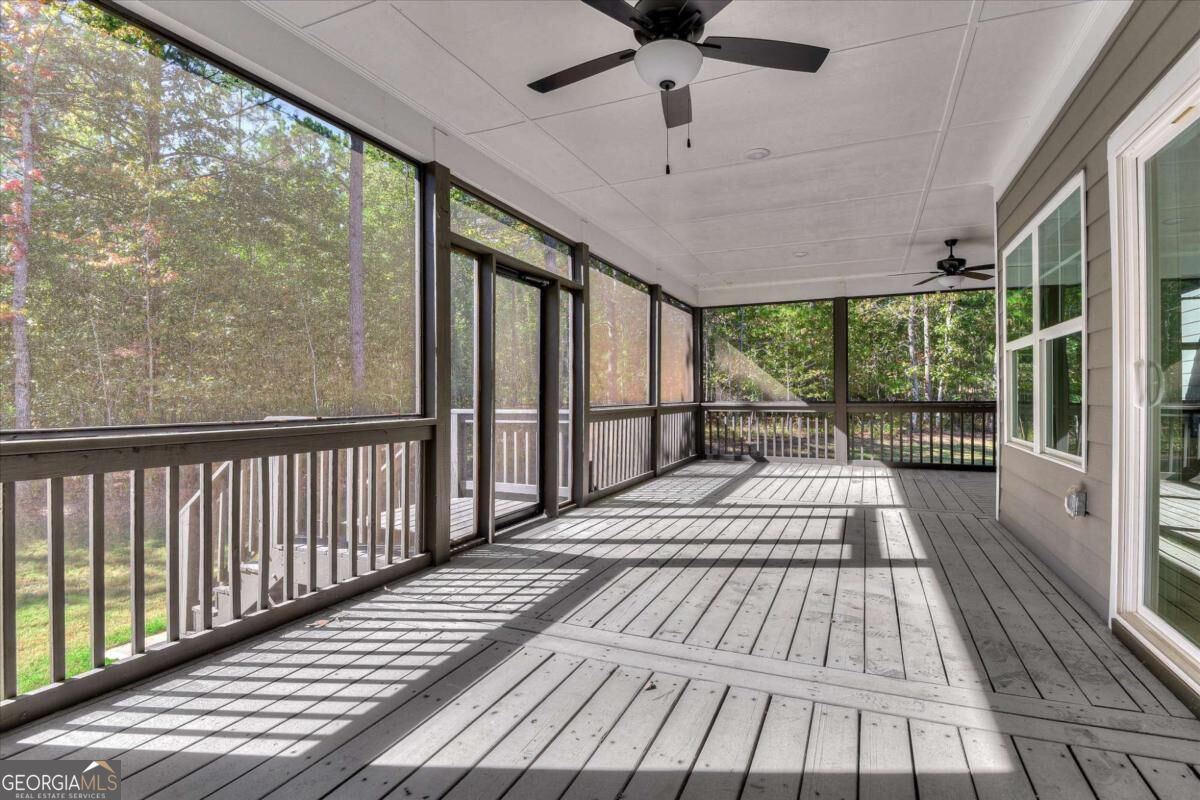 1021 Pointe S Tignall GA 30668